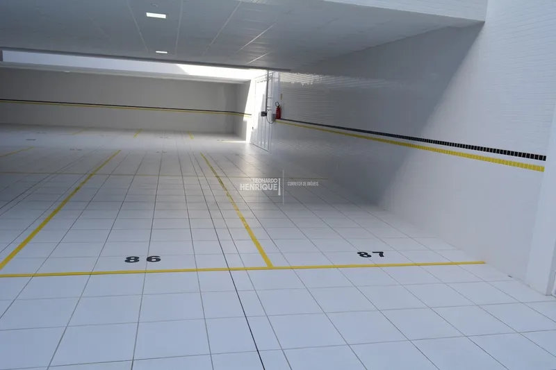 APARTAMENTO DE FRENTE PARA A AVENIDA CENTRAL DE ATLÂNTIDA: 26ª foto da galeria de imagens do imóvel