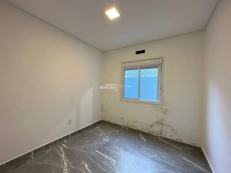 CASA PERTINHO DO MAR À VENDA!!!: 8ª foto da galeria de imagens do imóvel