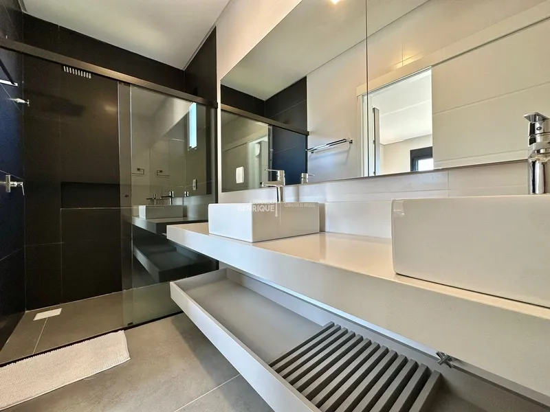 EXCELENTE SOBRADO PRÓXIMO AO CLUBE: 17ª foto da galeria de imagens do imóvel