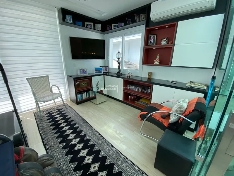 Mansão Condado De Capão: 84ª foto da galeria de imagens do imóvel