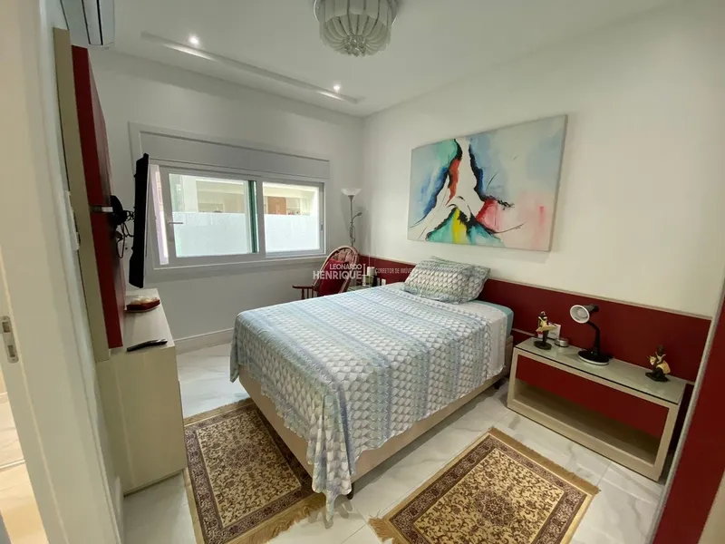 Mansão Condado De Capão: 75ª foto da galeria de imagens do imóvel