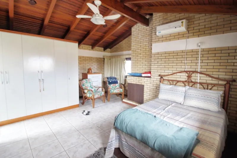 CASA EM XANGRI-LÁ: 11ª foto da galeria de imagens do imóvel