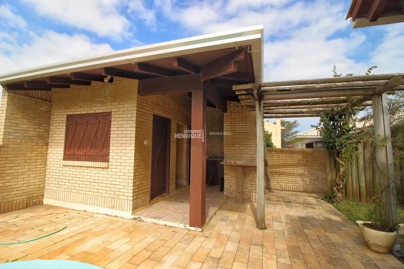 CASA EM XANGRI-LÁ: 20ª foto da galeria de imagens do imóvel