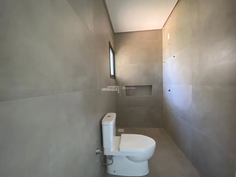 Sobrado de esquina com melhor orientação solar: 8ª foto da galeria de imagens do imóvel