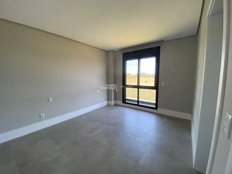 Sobrado de esquina com melhor orientação solar: 5ª foto da galeria de imagens do imóvel