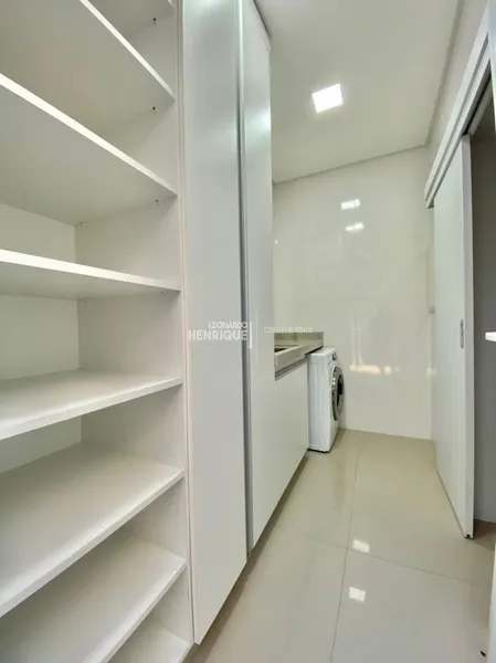 Casa no condado: 3ª foto da galeria de imagens do imóvel