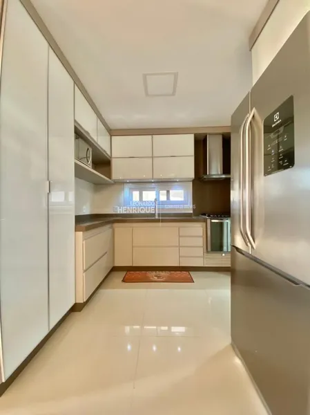 Casa no condado: 4ª foto da galeria de imagens do imóvel