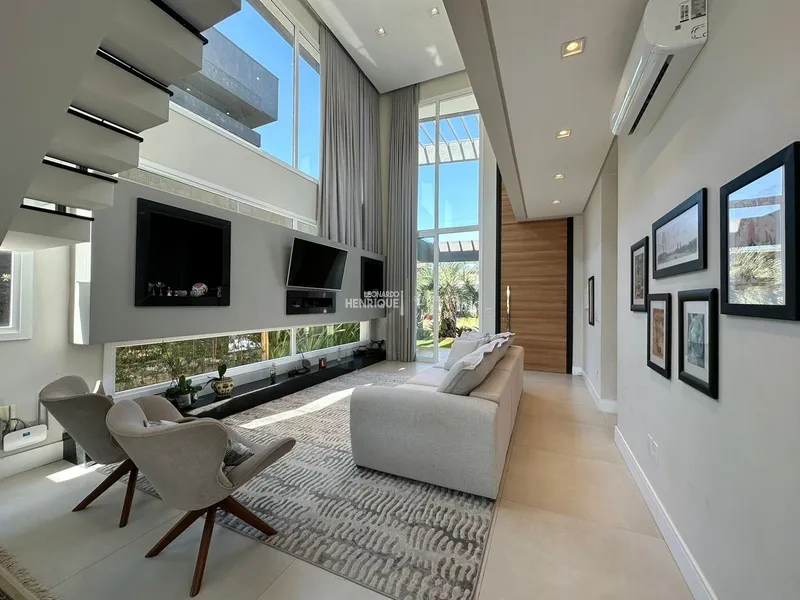 MAGNÍFICA CASA EM CONDOMÍNIO FECHADO: 8ª foto da galeria de imagens do imóvel