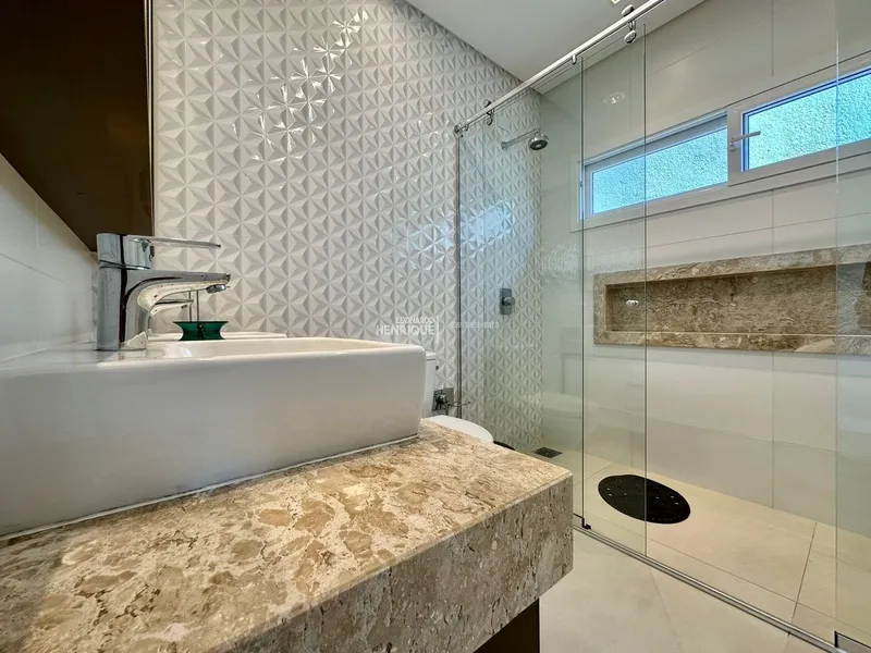 MAGNÍFICA CASA EM CONDOMÍNIO FECHADO: 31ª foto da galeria de imagens do imóvel