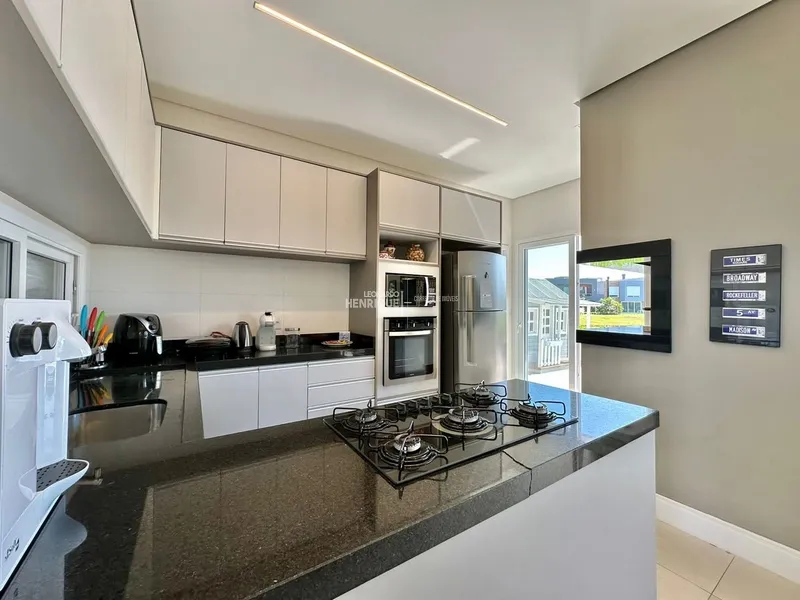 MAGNÍFICA CASA EM CONDOMÍNIO FECHADO: 10ª foto da galeria de imagens do imóvel