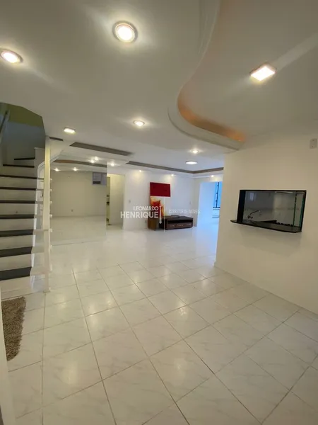 LINDA COBERTURA DE DOIS DORMITÓRIOS: 16ª foto da galeria de imagens do imóvel