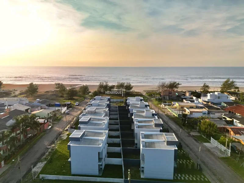 SOBRADO JUNTO AO MAR !: 3ª foto da galeria de imagens do imóvel