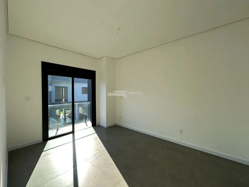 SOBRADO JUNTO AO MAR !: 17ª foto da galeria de imagens do imóvel