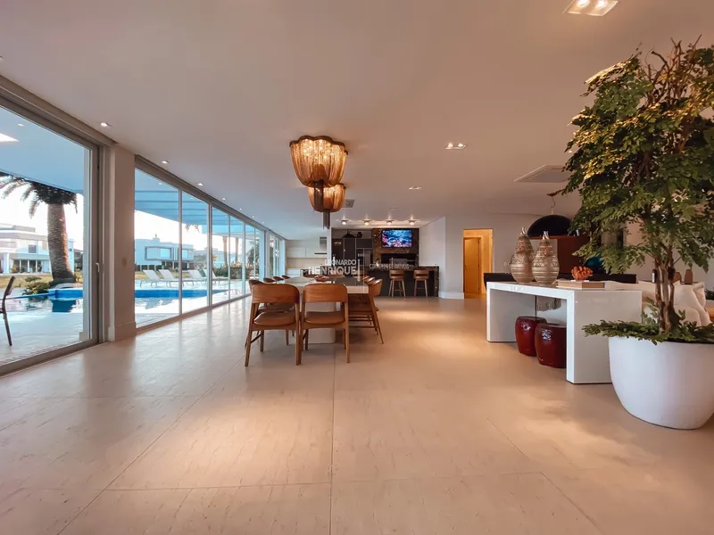 MANSÃO NO CONDOMÍNIO ENSEADA EM XAGRI-LÁ: 7ª foto da galeria de imagens do imóvel