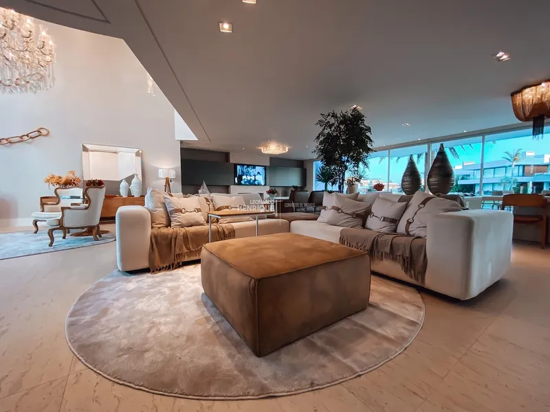 MANSÃO NO CONDOMÍNIO ENSEADA EM XAGRI-LÁ: 4ª foto da galeria de imagens do imóvel