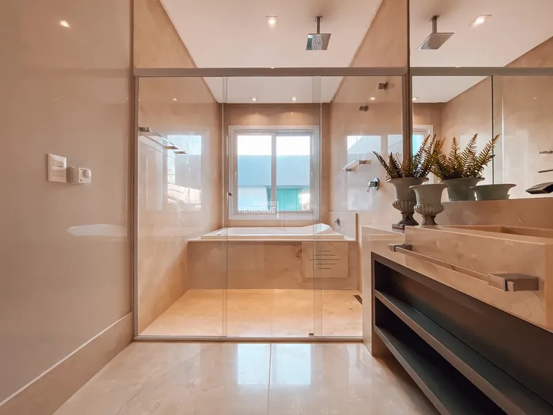 MANSÃO NO CONDOMÍNIO ENSEADA EM XAGRI-LÁ: 42ª foto da galeria de imagens do imóvel