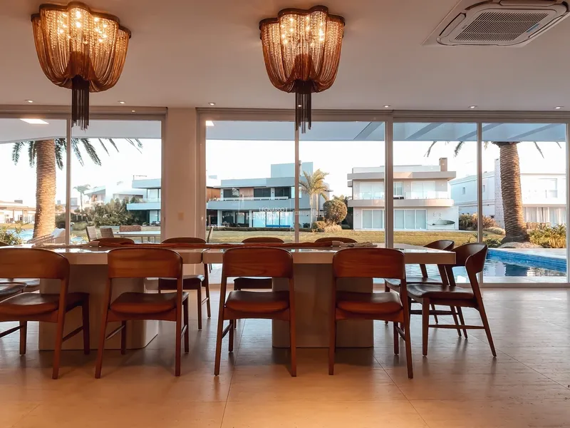 MANSÃO NO CONDOMÍNIO ENSEADA EM XAGRI-LÁ: 9ª foto da galeria de imagens do imóvel