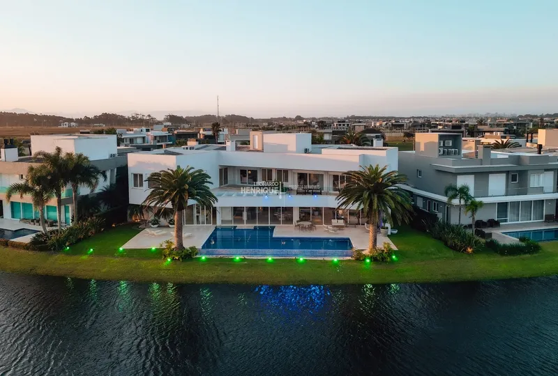 MANSÃO NO CONDOMÍNIO ENSEADA EM XAGRI-LÁ: 50ª foto da galeria de imagens do imóvel