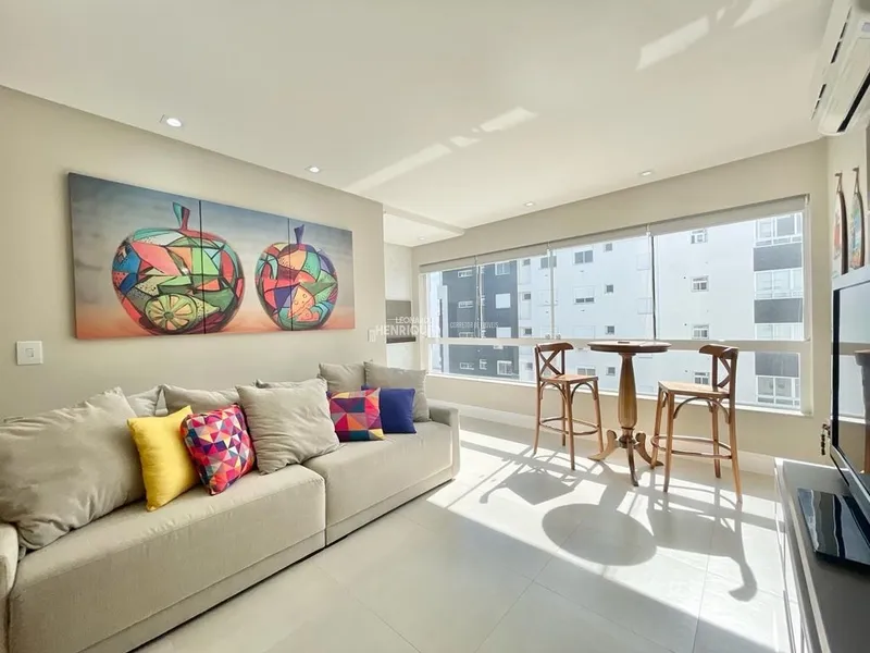 MOBILIADO E DECORADO NO BAIRRO NAVEGANTES: 1ª foto da galeria de imagens do imóvel