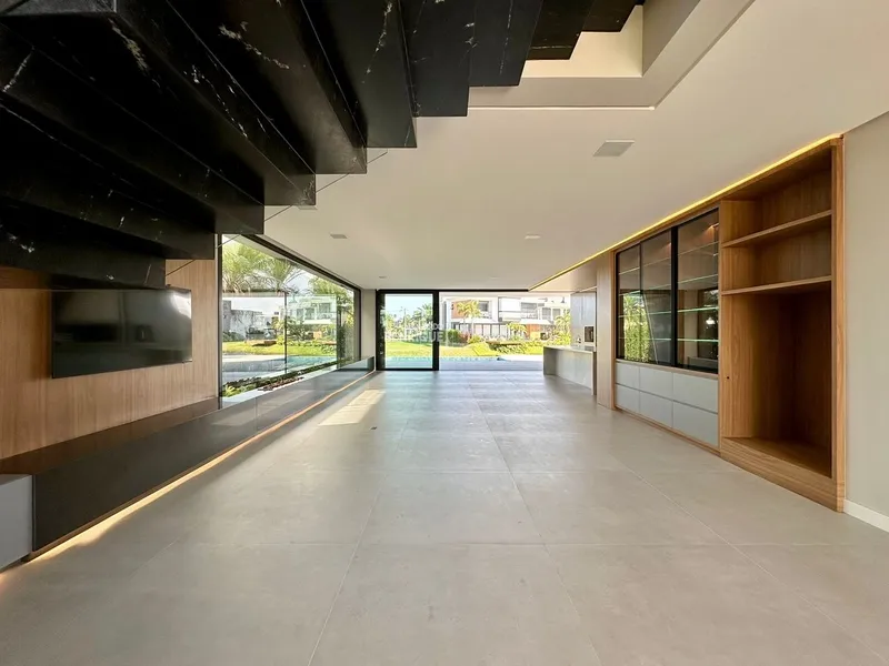 CASA À VENDA BEIRA LAGO CONDOMÍNIO SENSE: 3ª foto da galeria de imagens do imóvel