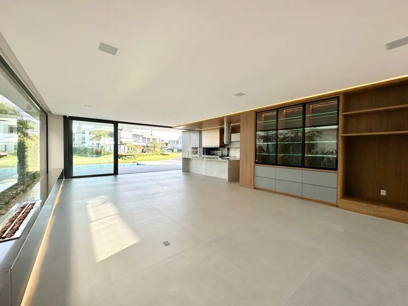 CASA À VENDA BEIRA LAGO CONDOMÍNIO SENSE: 5ª foto da galeria de imagens do imóvel