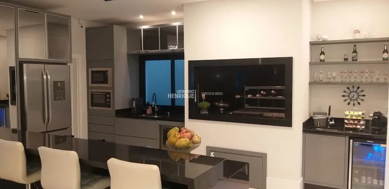 ESPETACULAR SOBRADO EM CONDOMÍNIO FECHADO: 5ª foto da galeria de imagens do imóvel