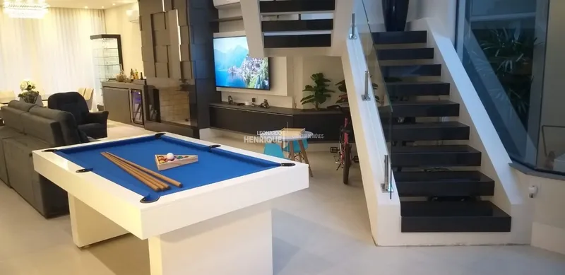 ESPETACULAR SOBRADO EM CONDOMÍNIO FECHADO: 6ª foto da galeria de imagens do imóvel