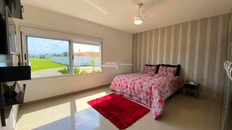 BELÍSSIMA RESIDENCIA PRÓXIMA AO CLUBE: 17ª foto da galeria de imagens do imóvel