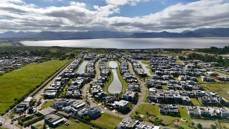 Casa na beira do lago no CAPÃO ILHAS RESORT: 21ª foto da galeria de imagens do imóvel