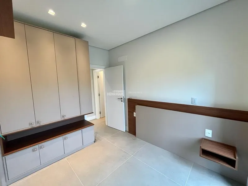 Casa com padrão AA, localização privilegiada em Atlântida.: 38ª foto da galeria de imagens do imóvel