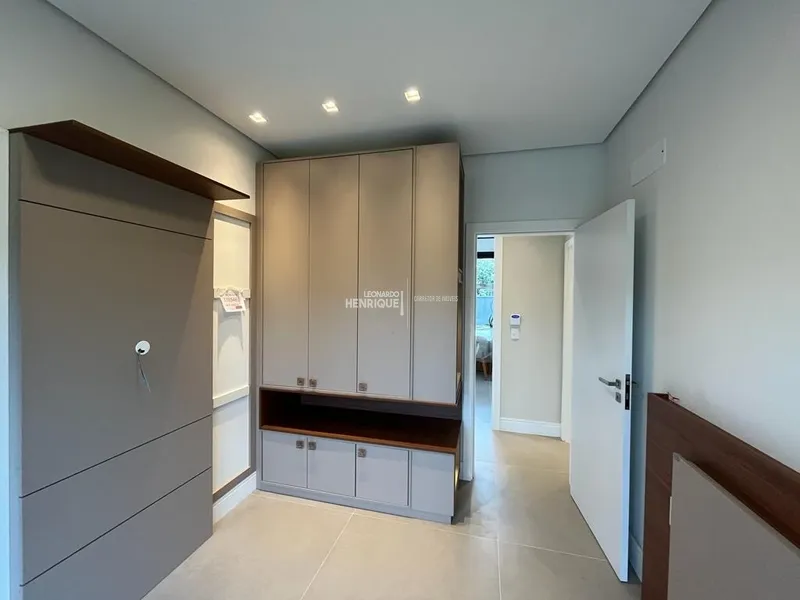 Casa com padrão AA, localização privilegiada em Atlântida.: 55ª foto da galeria de imagens do imóvel