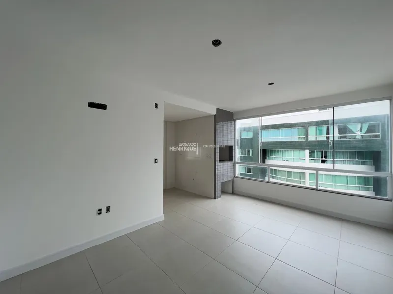 2 DORMITÓRIOS, DE FRENTE NUNCA HABITADO!: 3ª foto da galeria de imagens do imóvel