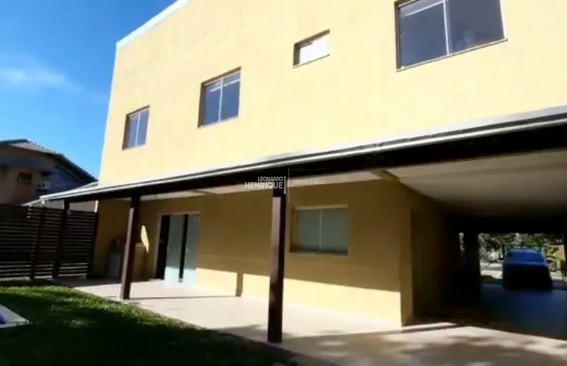 CASA EM  XANGRI-LÁ: 18ª foto da galeria de imagens do imóvel