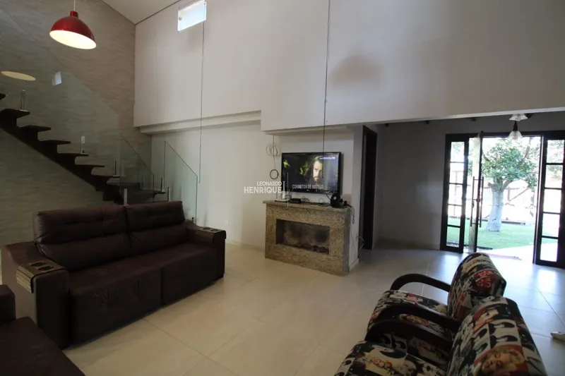 CASA EM  XANGRI-LÁ: 9ª foto da galeria de imagens do imóvel