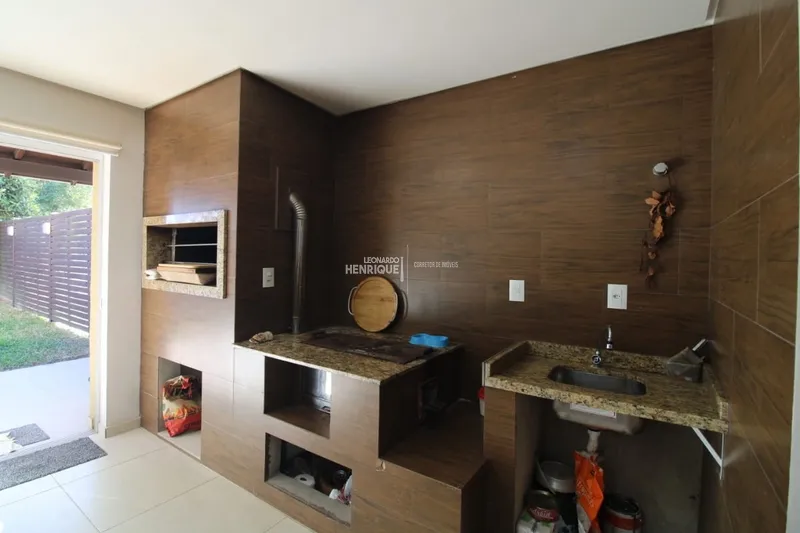 CASA EM  XANGRI-LÁ: 17ª foto da galeria de imagens do imóvel