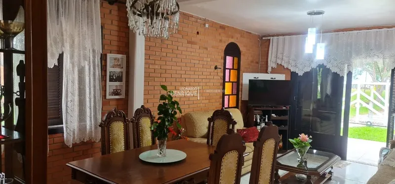 Bela casa para acomodar toda a família em Xangri-lá!: 11ª foto da galeria de imagens do imóvel