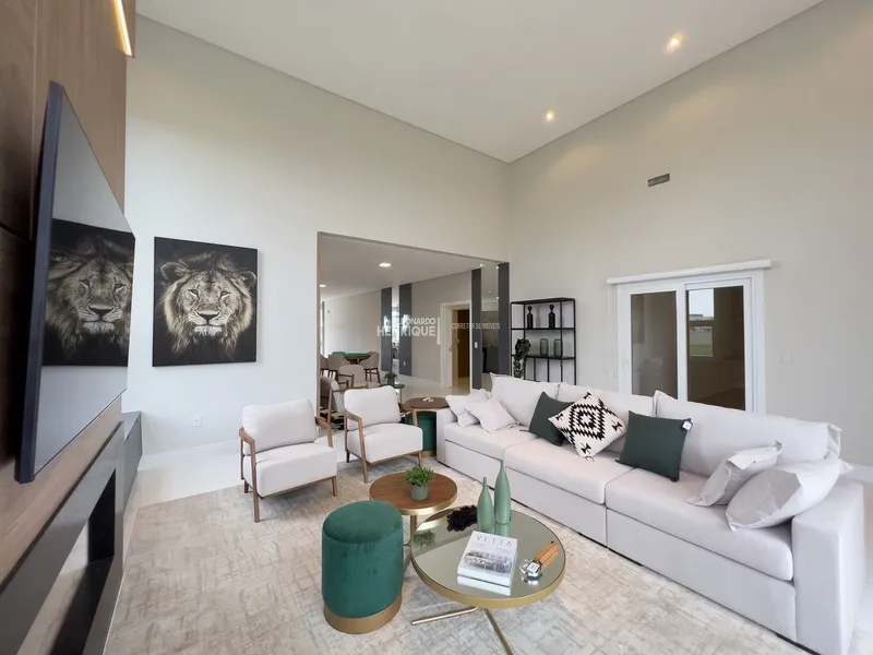 SOBRADO COMPOSTO POR 4 SUÍTES FINAMENTE MOBILIADO E DECORADO!: 2ª foto da galeria de imagens do imóvel