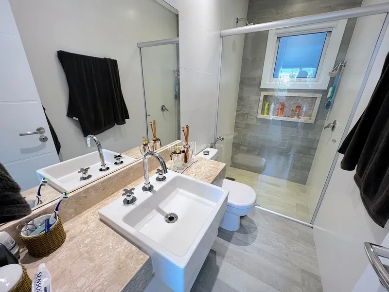 LINDA CASA DE DOIS PAVIMENTOS EM CONDOMÍNIO FECHADO: 18ª foto da galeria de imagens do imóvel