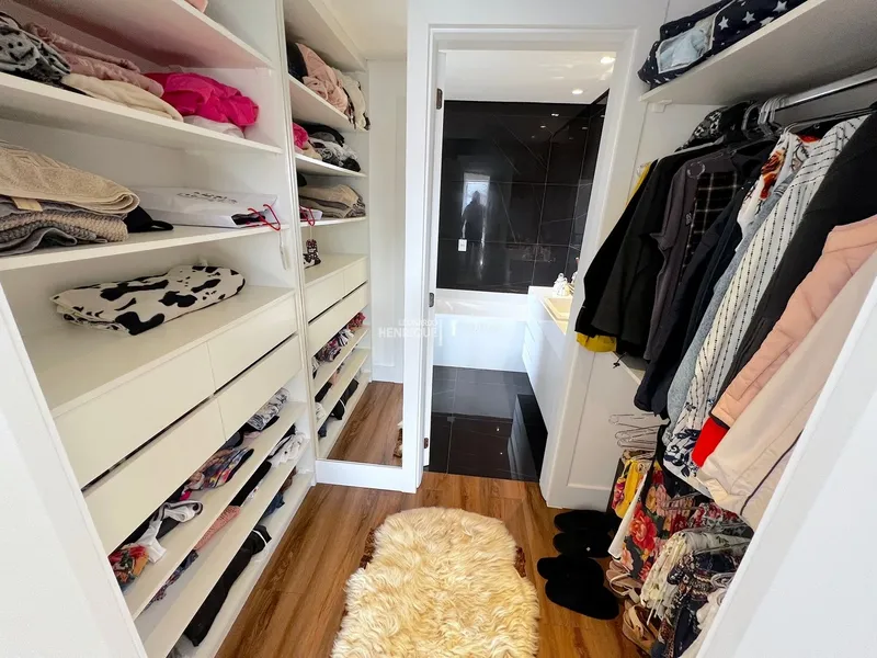 LINDA CASA DE DOIS PAVIMENTOS EM CONDOMÍNIO FECHADO: 28ª foto da galeria de imagens do imóvel