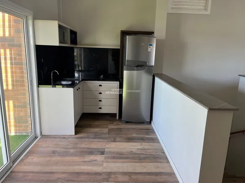 2 DORMITÓRIOS COM TERRAÇO 2 QUADRAS DO MAR: 24ª foto da galeria de imagens do imóvel