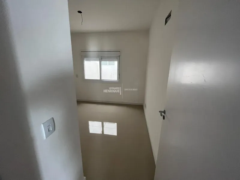 2 DORMITÓRIOS COM TERRAÇO 2 QUADRAS DO MAR: 7ª foto da galeria de imagens do imóvel