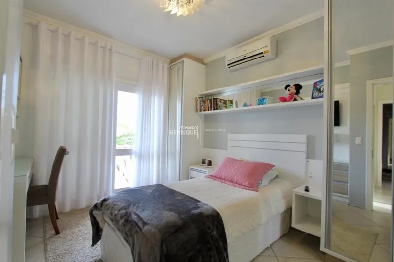 Sobrado no condado: 27ª foto da galeria de imagens do imóvel