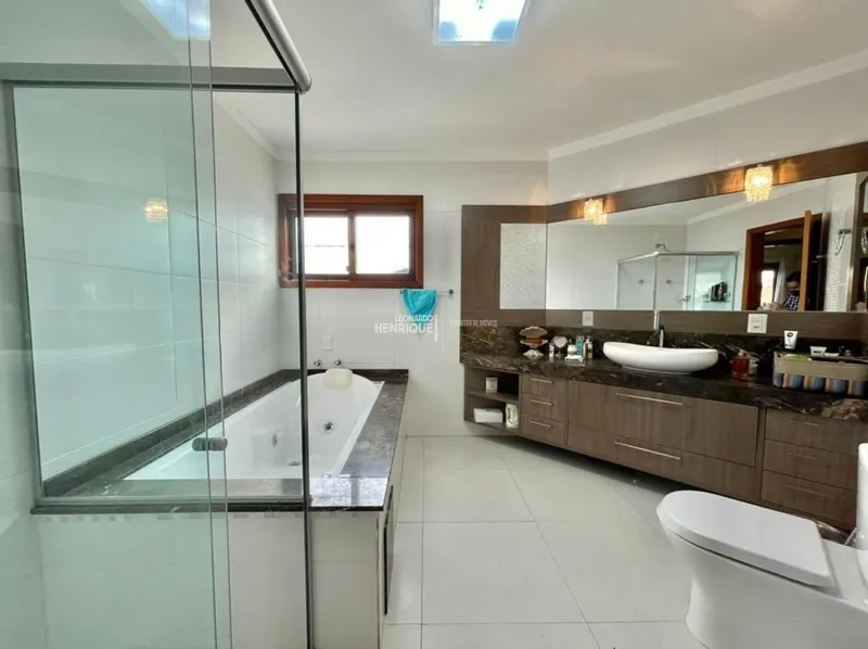 CASA DE ALTO PADRÃO: 17ª foto da galeria de imagens do imóvel