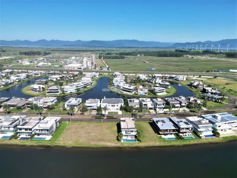 SOBRADO Exclusivo no Condomínio Enseada Lagos: 26ª foto da galeria de imagens do imóvel