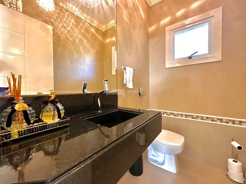 BELÍSSIMA MANSÃO EM CONDOMÍNIO DE LUXO: 40ª foto da galeria de imagens do imóvel