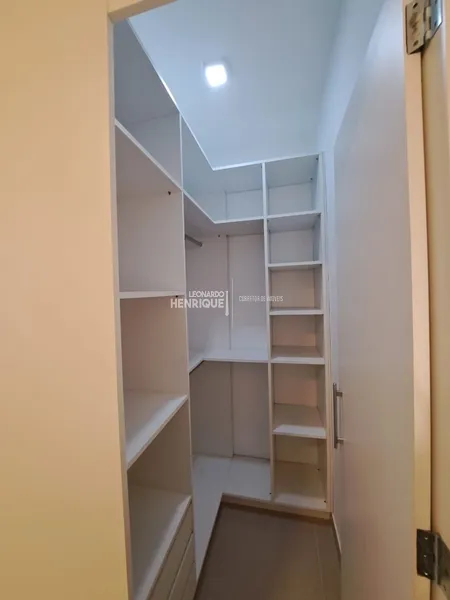 LINDÍSSIMO APARTAMENTO COM DOIS DORMITÓRIOS E UMA SUÍTE: 8ª foto da galeria de imagens do imóvel