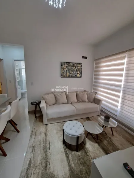 LINDÍSSIMO APARTAMENTO COM DOIS DORMITÓRIOS E UMA SUÍTE: 1ª foto da galeria de imagens do imóvel