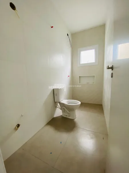 Poucas quadras do mar: 7ª foto da galeria de imagens do imóvel