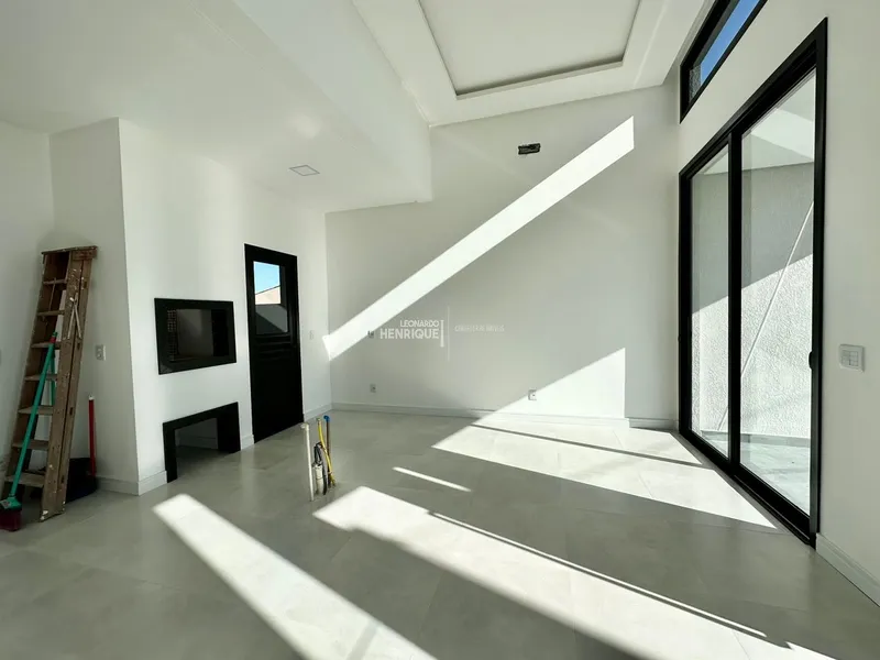 LINDA CASA  DE DOIS DORMITÓRIOS: 6ª foto da galeria de imagens do imóvel