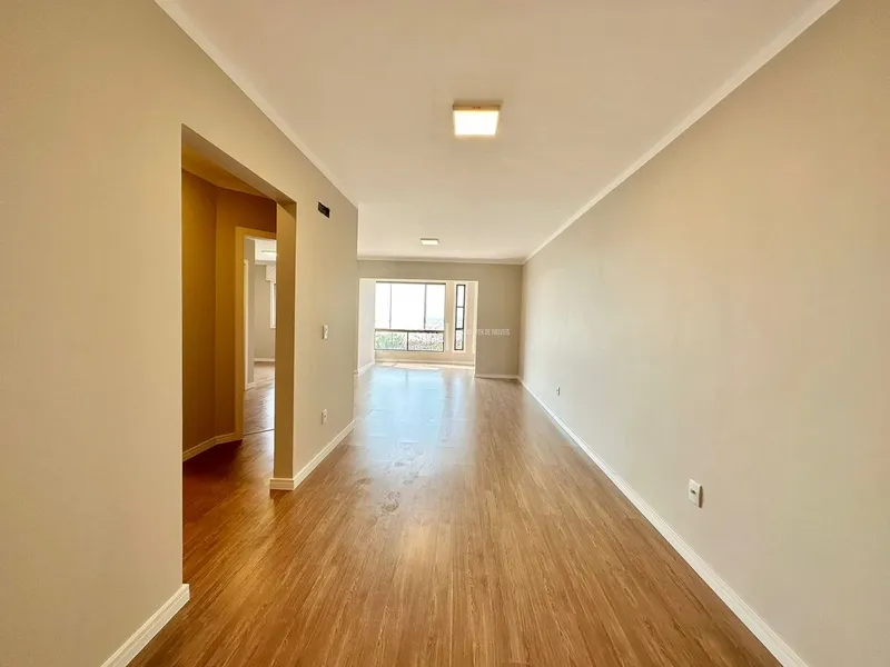 APARTAMENTO À VENDA COM VISTA ETERNA PARA O MAR: 8ª foto da galeria de imagens do imóvel